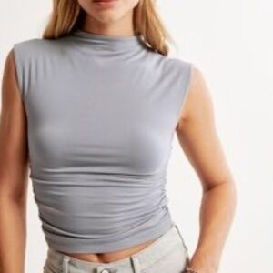 A&F Paloma Top in Grey